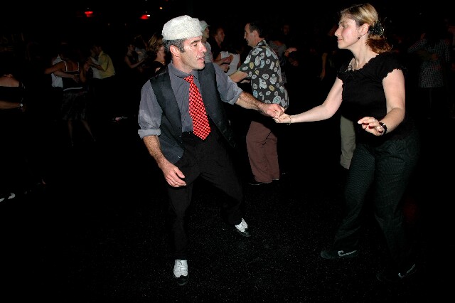 min 2007 11 10 fous swing 322